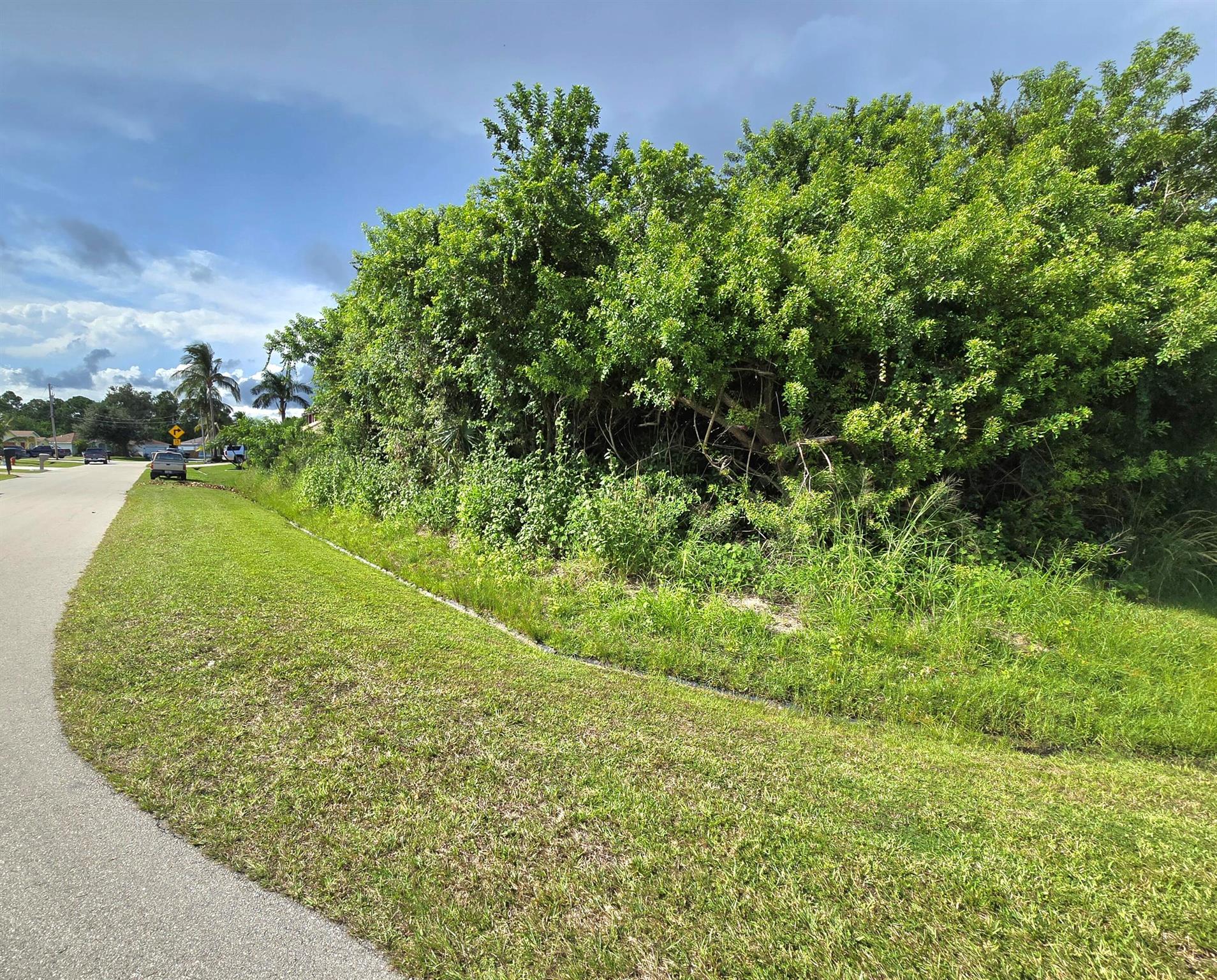 PORT ST LUCIE SECTION 48 - Land