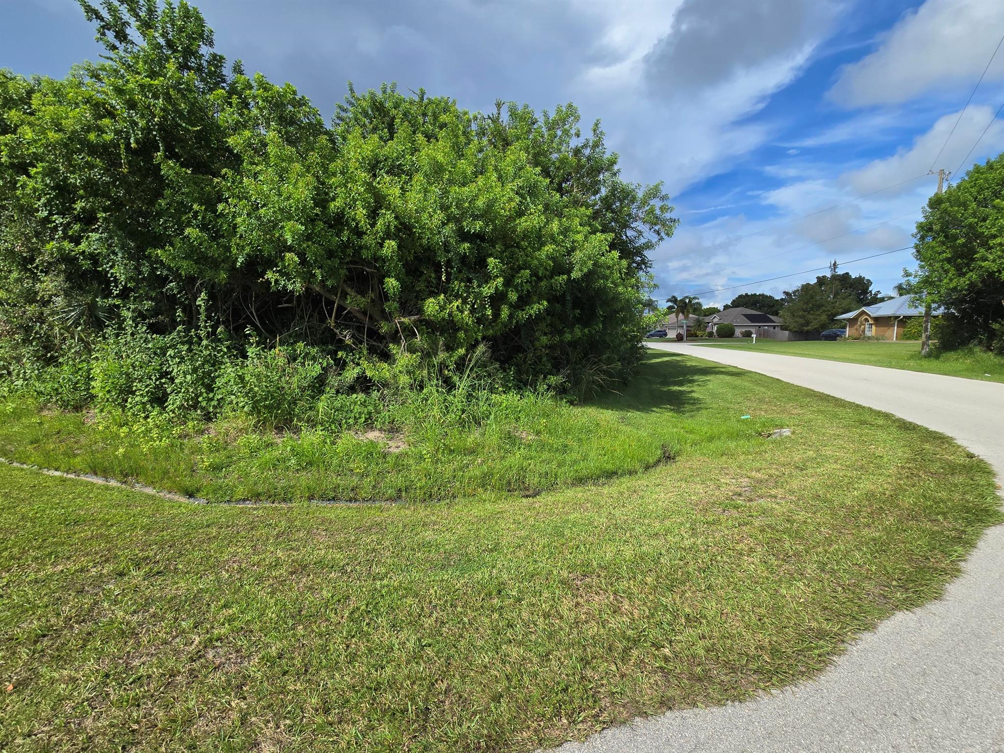 PORT ST LUCIE SECTION 48 - Land