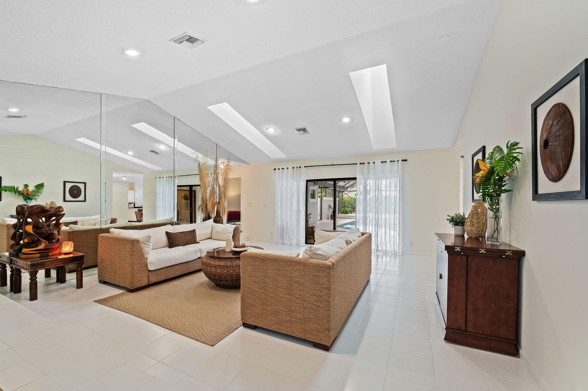 Eagle Point 127-12 B - Residential