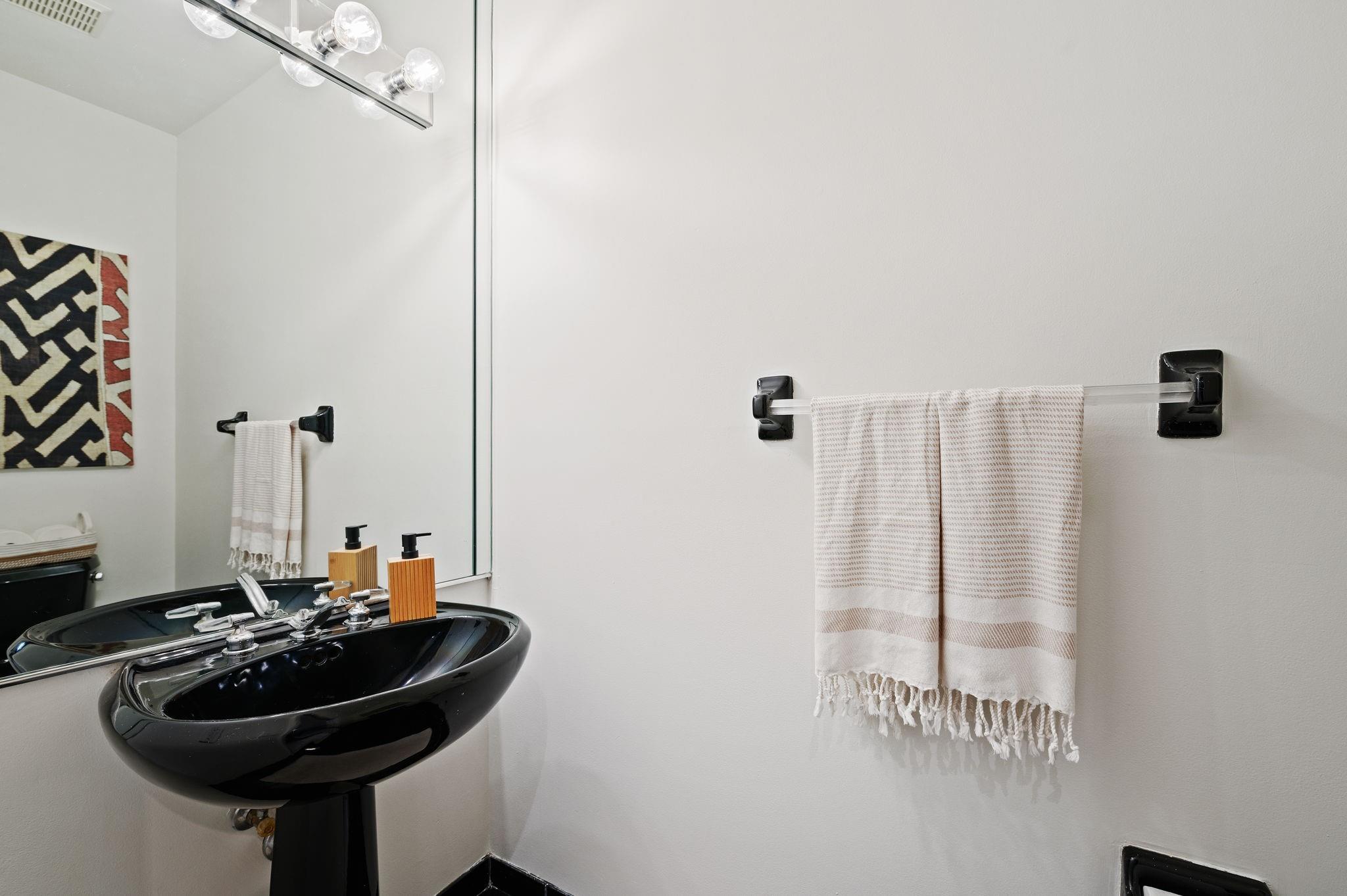 Eagle Point 127-12 B - Residential