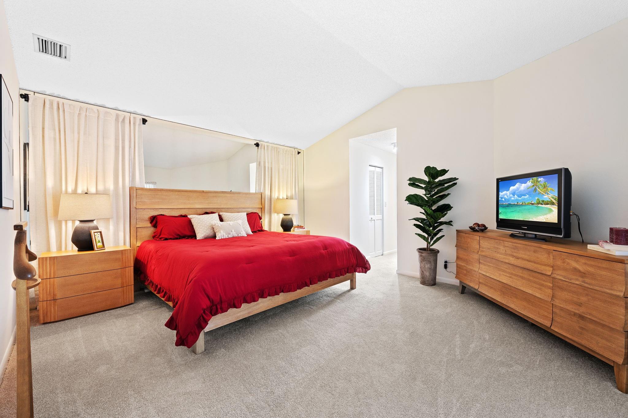 Eagle Point 127-12 B - Residential