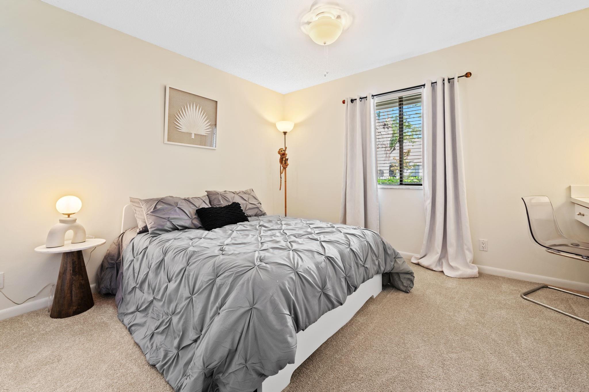 Eagle Point 127-12 B - Residential