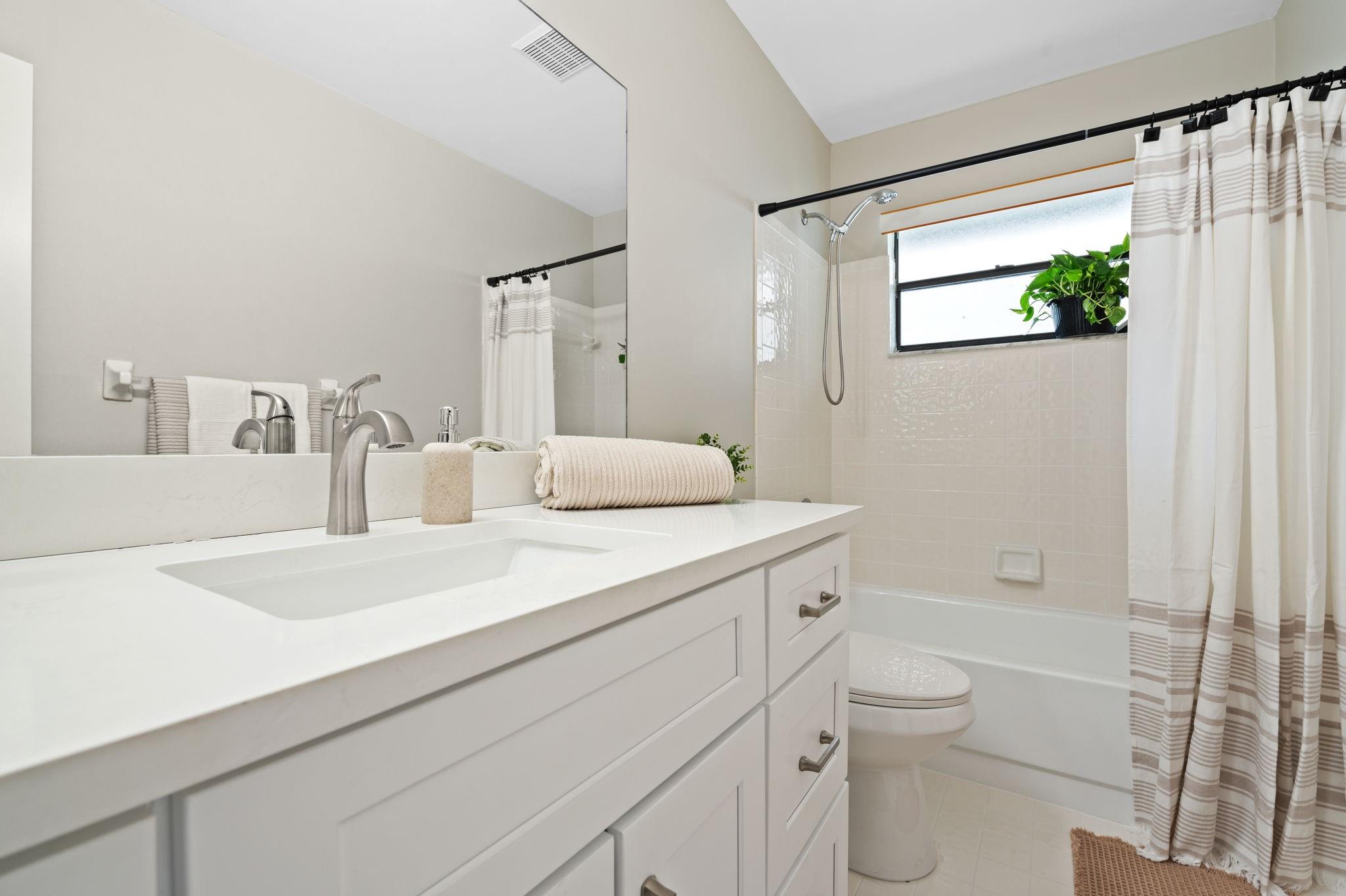 Eagle Point 127-12 B - Residential