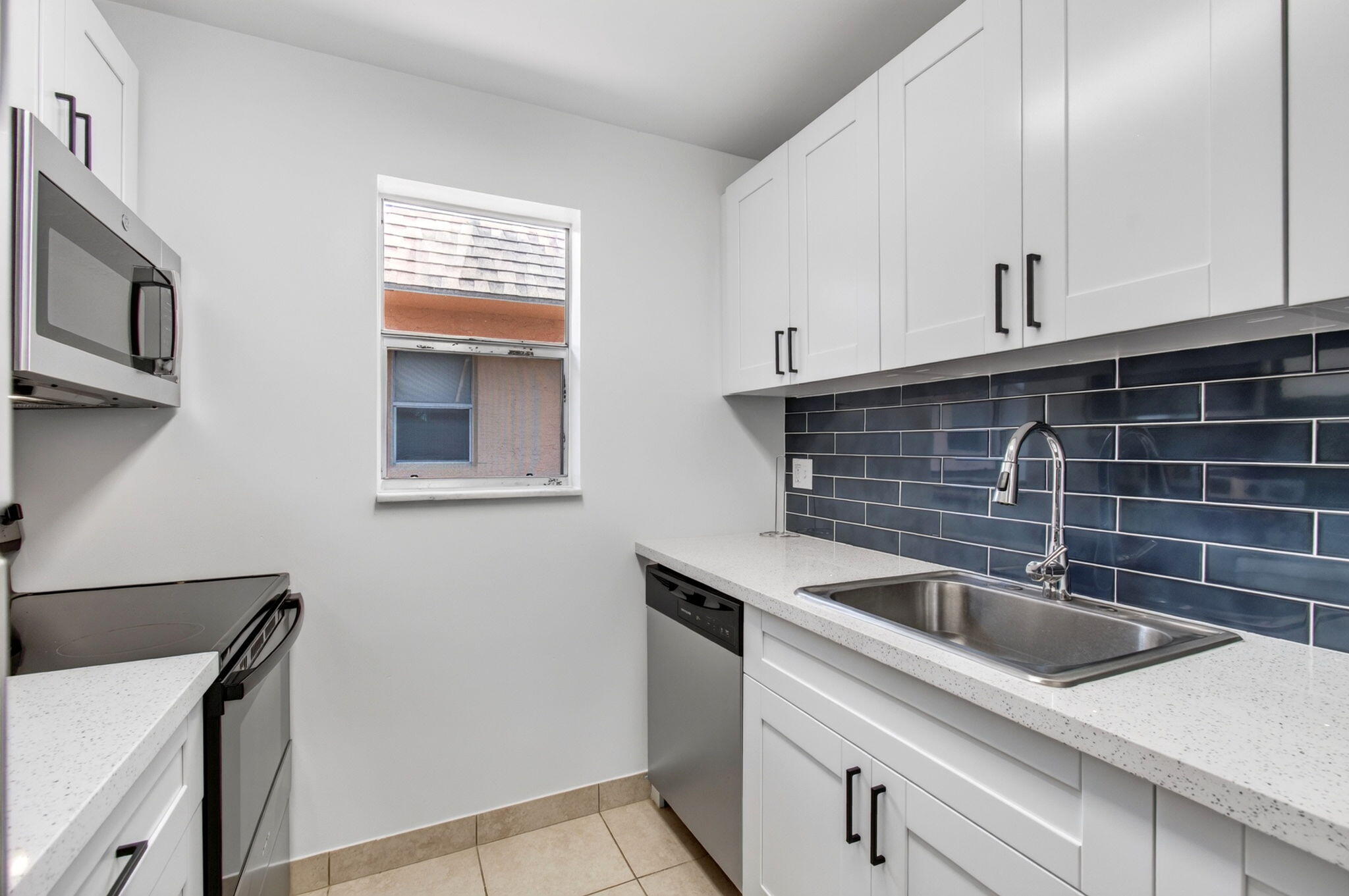 450 SW 2ND Avenue 205