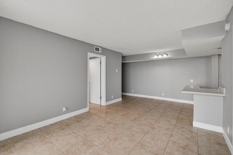 CLEAR LAKE CLUB CONDO - Residential Lease