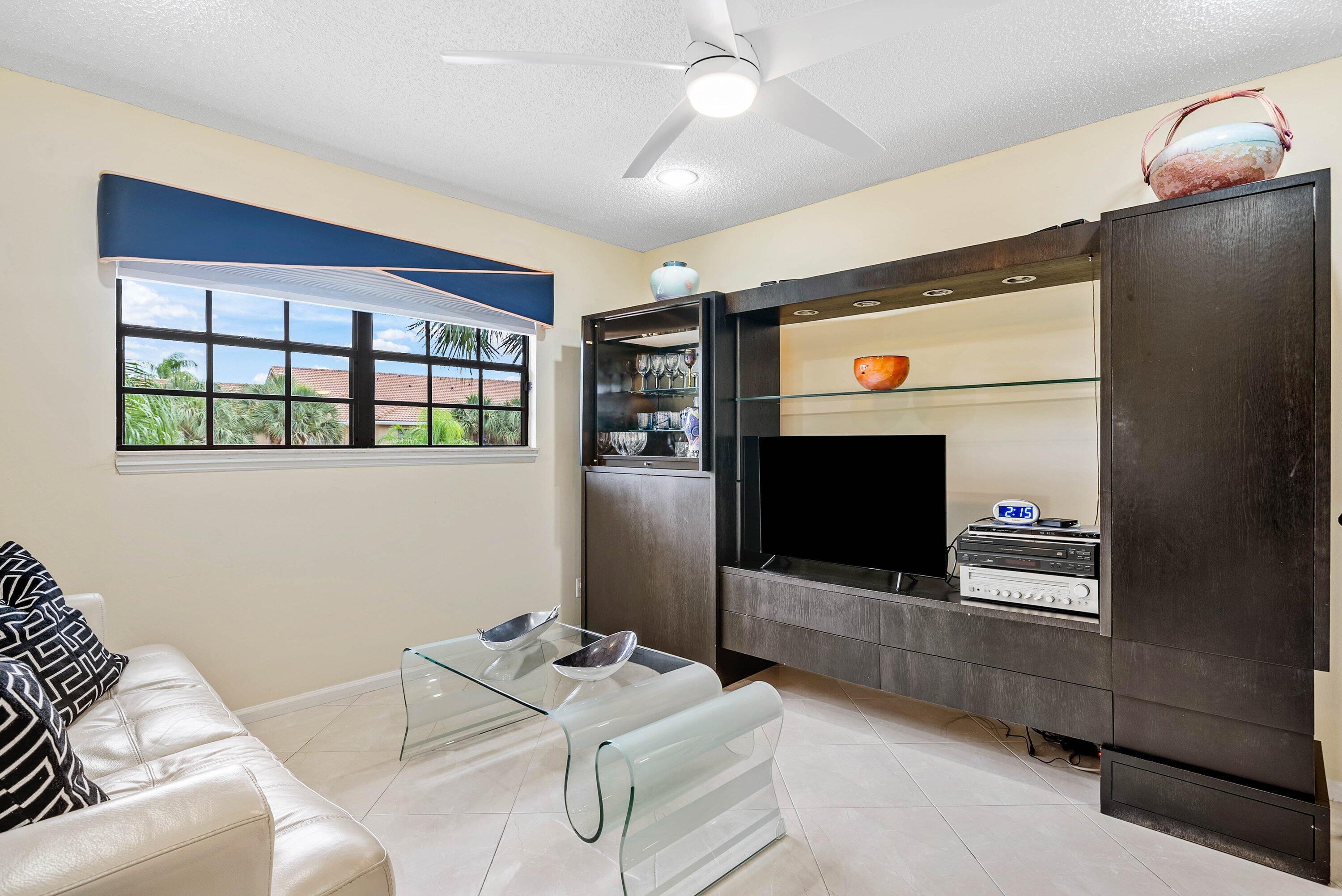 MONTEGO BAY AT BOCA POINTE CONDO - Residential