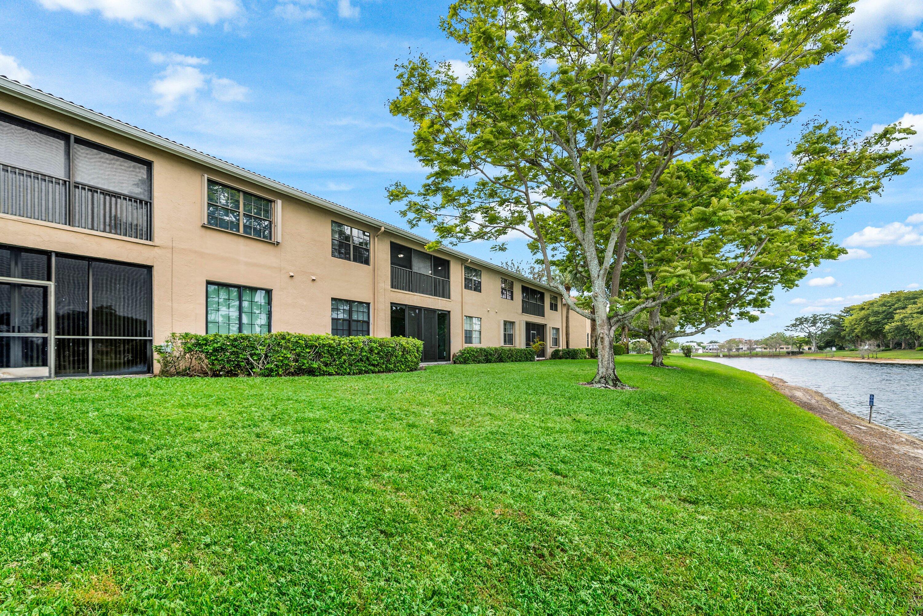 MONTEGO BAY AT BOCA POINTE CONDO - Residential