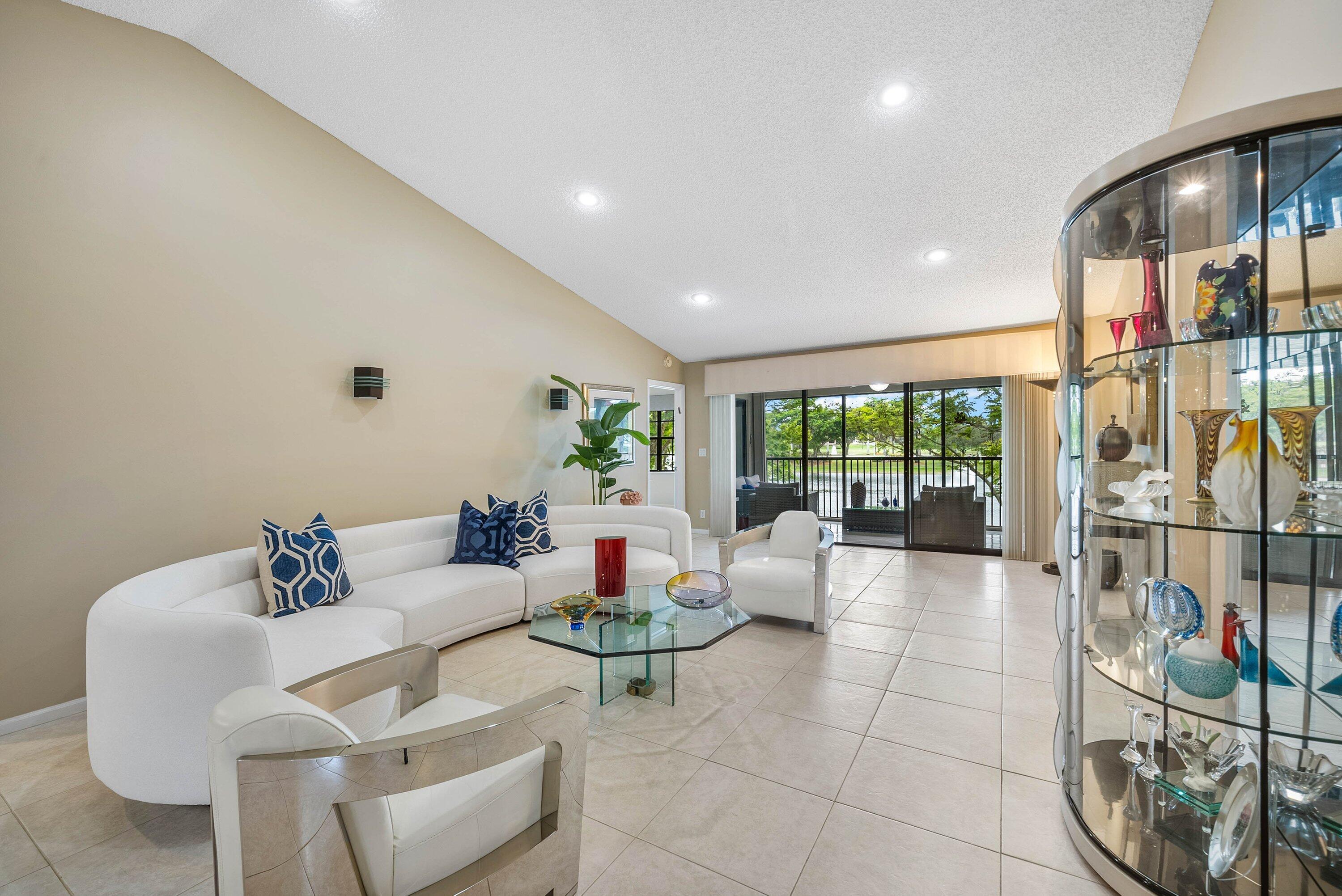 MONTEGO BAY AT BOCA POINTE CONDO - Residential