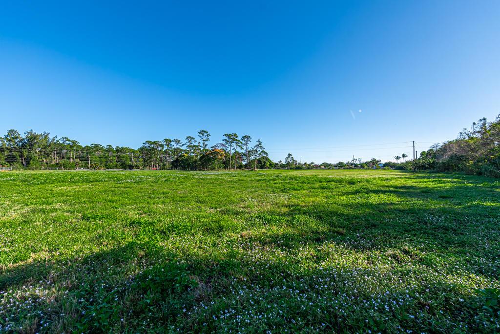 LOXAHATCHEE GROVES - Commercial Sale