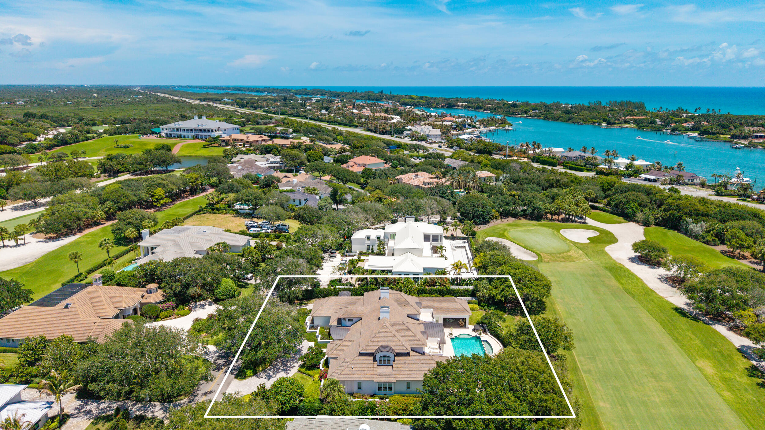 JUPITER HILLS VILLAGE - Residential