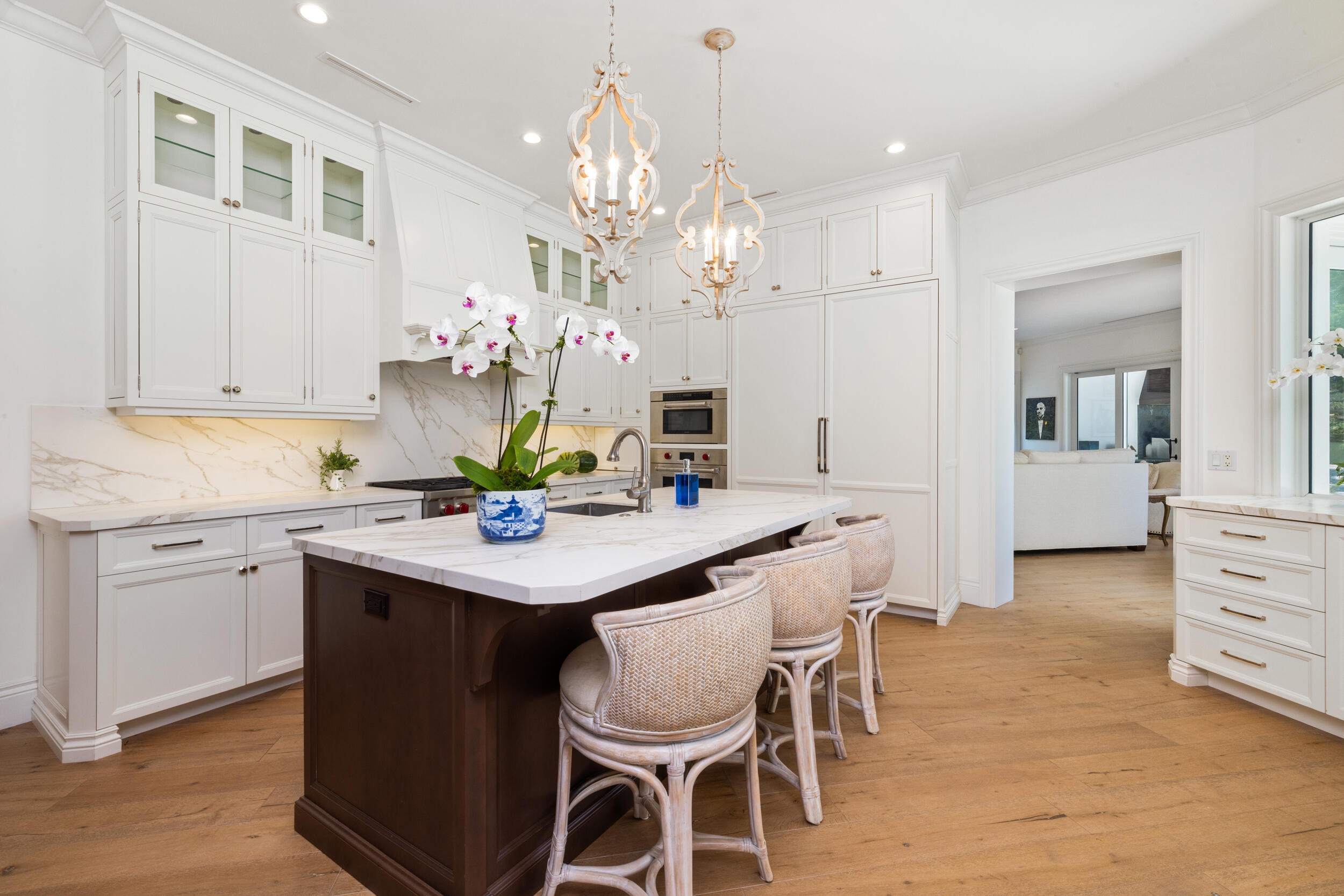 JUPITER HILLS VILLAGE - Residential
