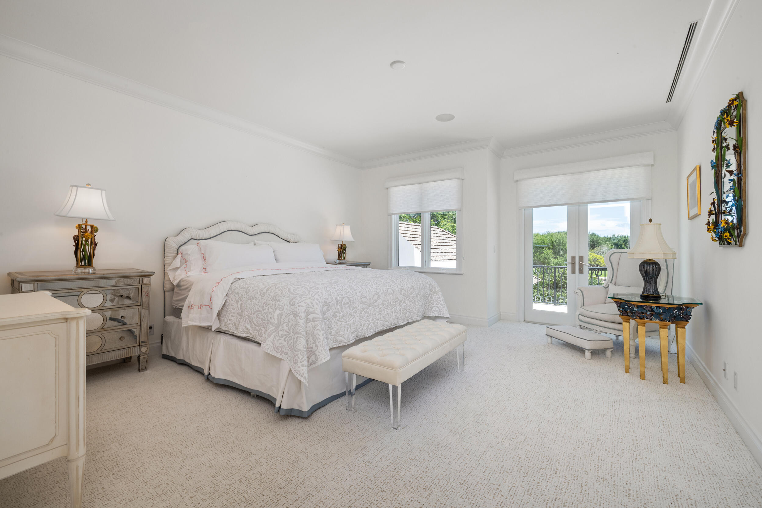 JUPITER HILLS VILLAGE - Residential