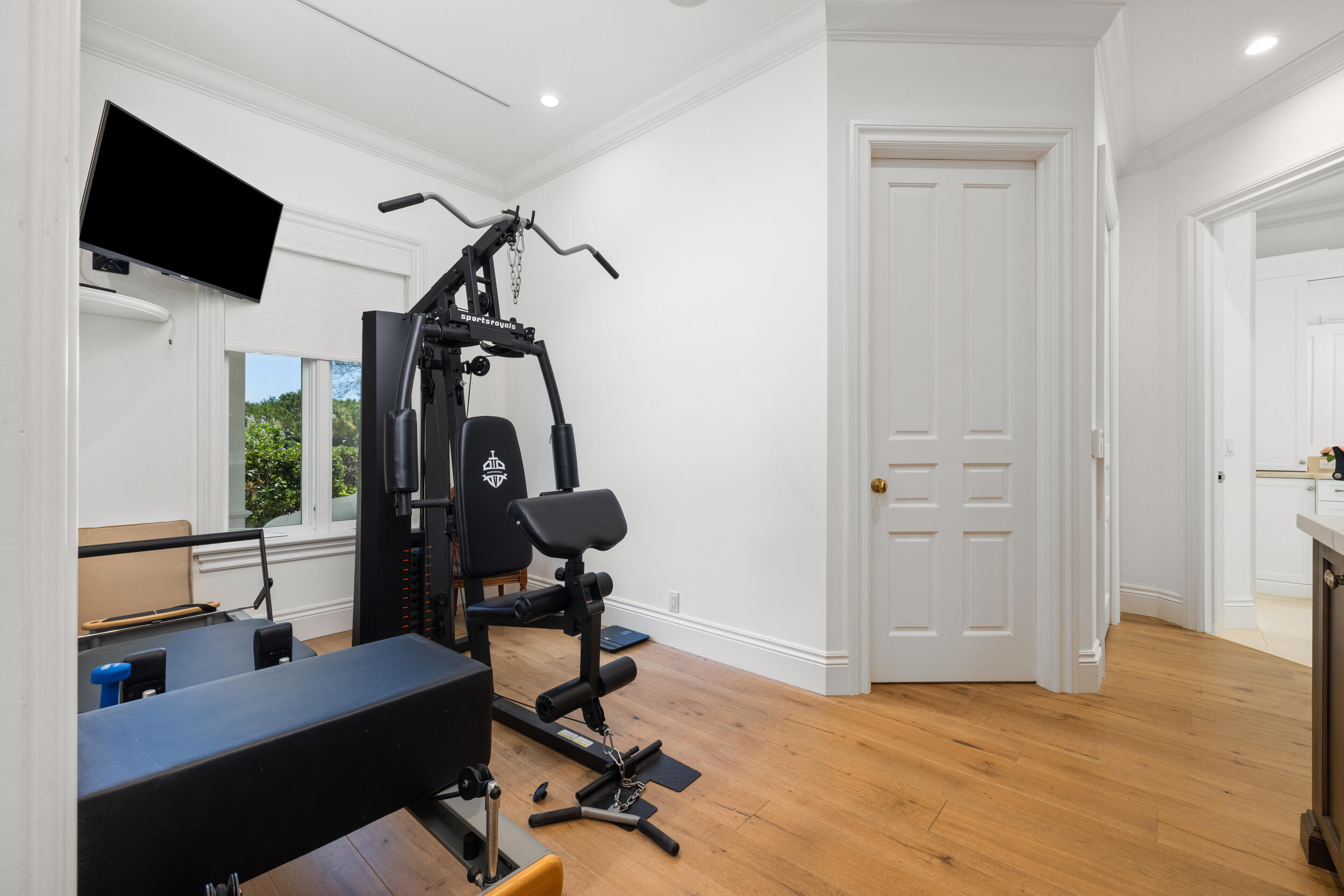 JUPITER HILLS VILLAGE - Residential
