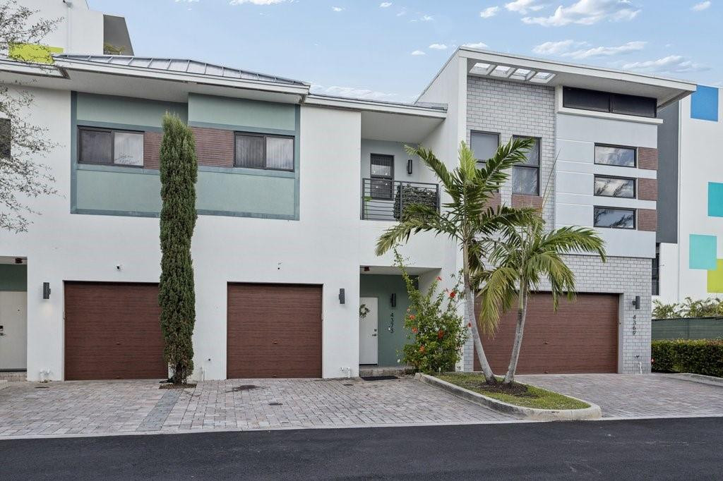 Strata at Plantation - Residential