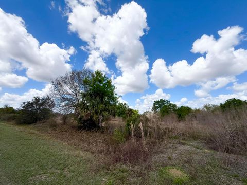 19571 NW 262nd Street Okeechobee FL 34972
