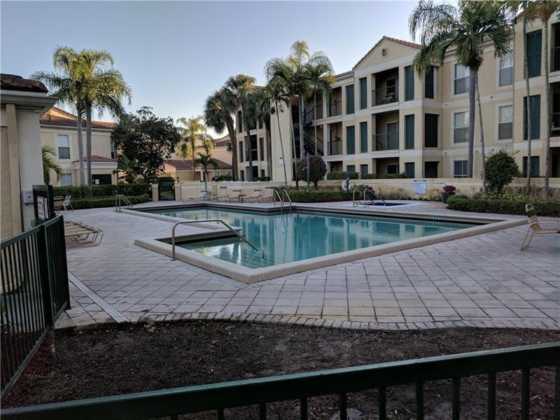 Savannah at Riverside - Residential