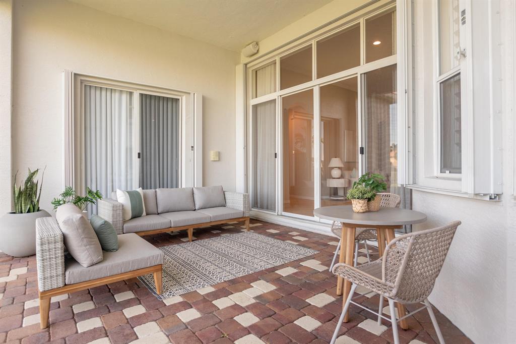 MIRABELLA AT MIRASOL A - Residential Lease