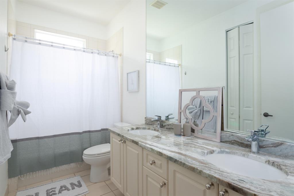 MIRABELLA AT MIRASOL A - Residential Lease