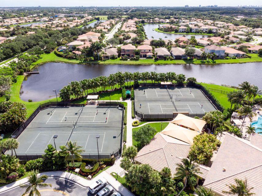 MIRABELLA AT MIRASOL A - Residential Lease