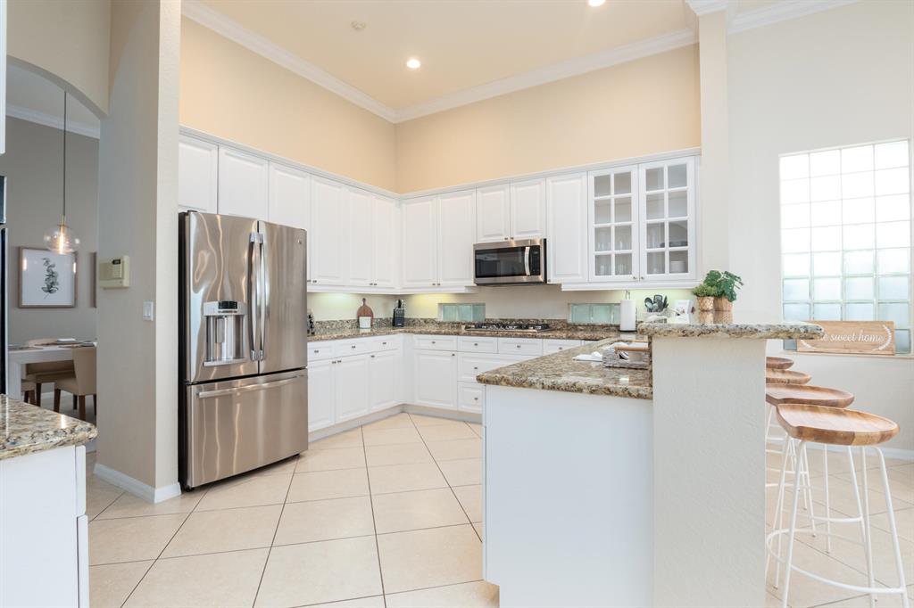 MIRABELLA AT MIRASOL A - Residential Lease