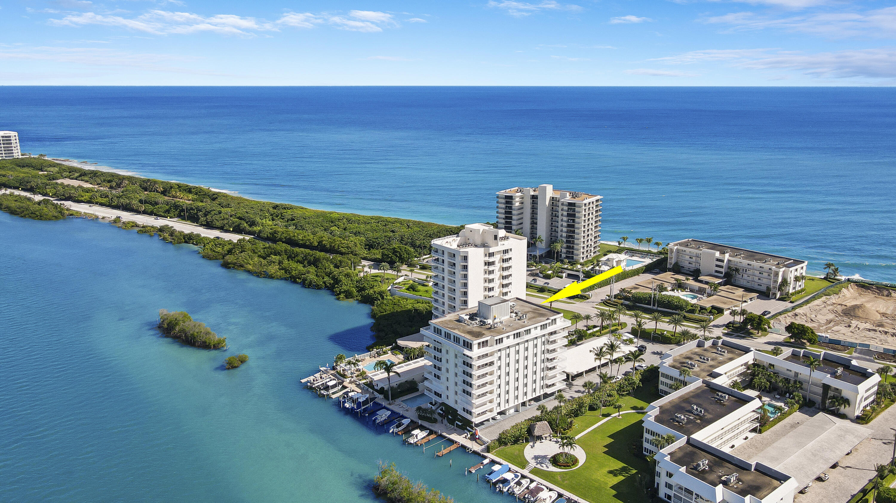 LA MAR CONDO APTS DECL - Residential Lease