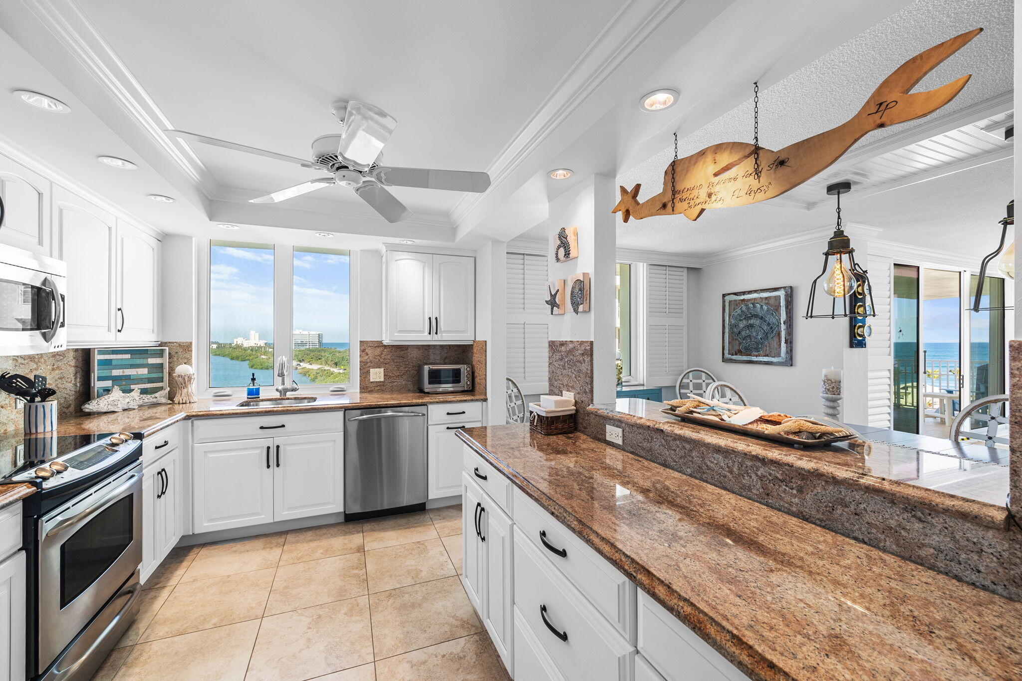 LA MAR CONDO APTS DECL - Residential Lease