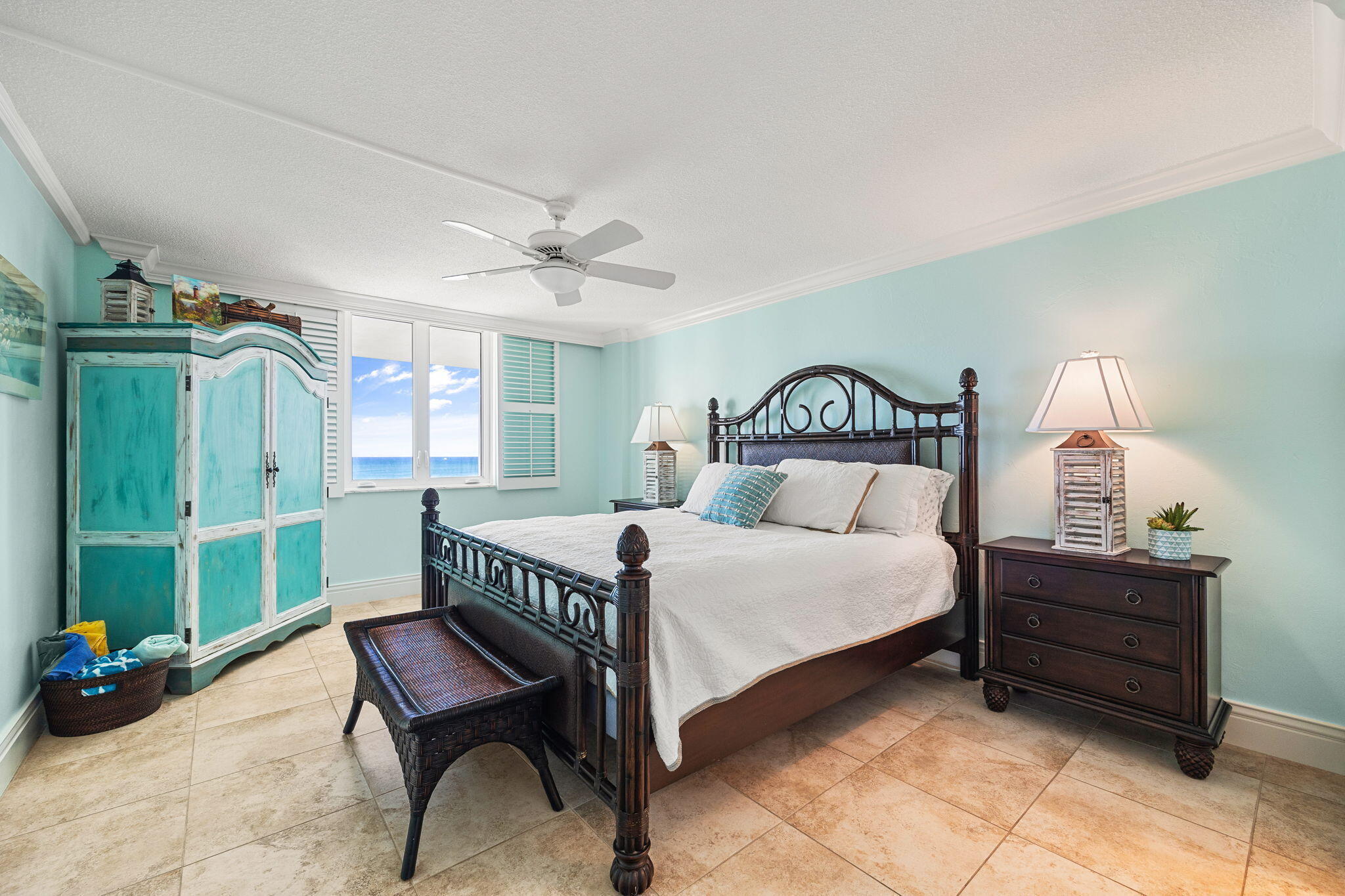 LA MAR CONDO APTS DECL - Residential Lease