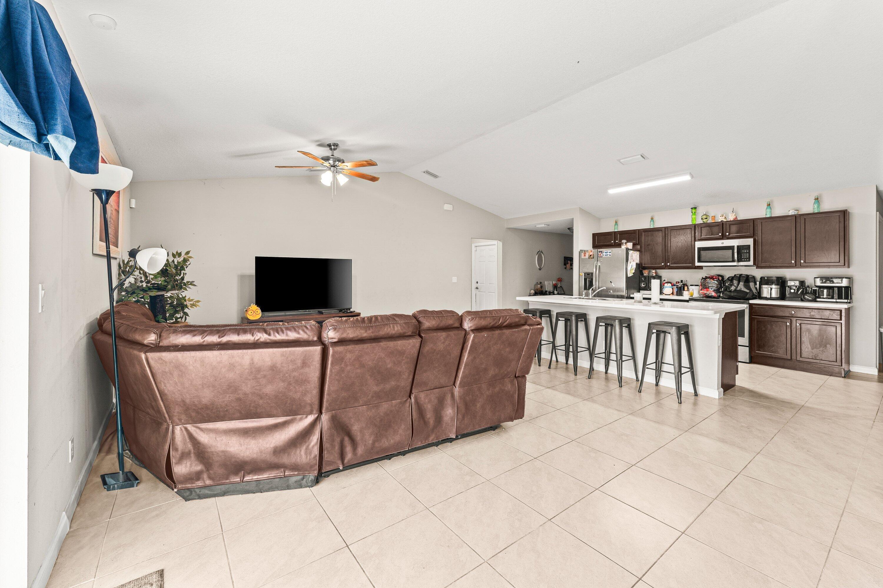 PORT ST LUCIE SECTION 18 - Residential