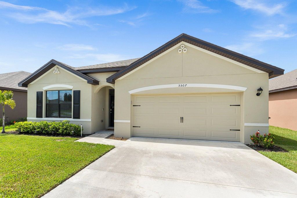Photo of 5507 Delight Drive, Fort Pierce, FL 34947 (MLS # R10952331)
