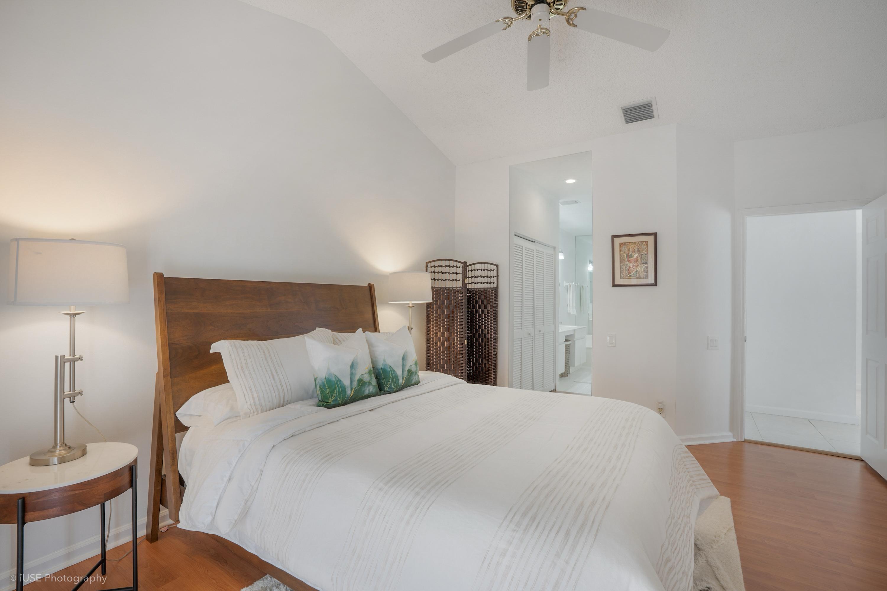 WIMBLEDON VILLAS OF VIA VERDE - Residential Lease