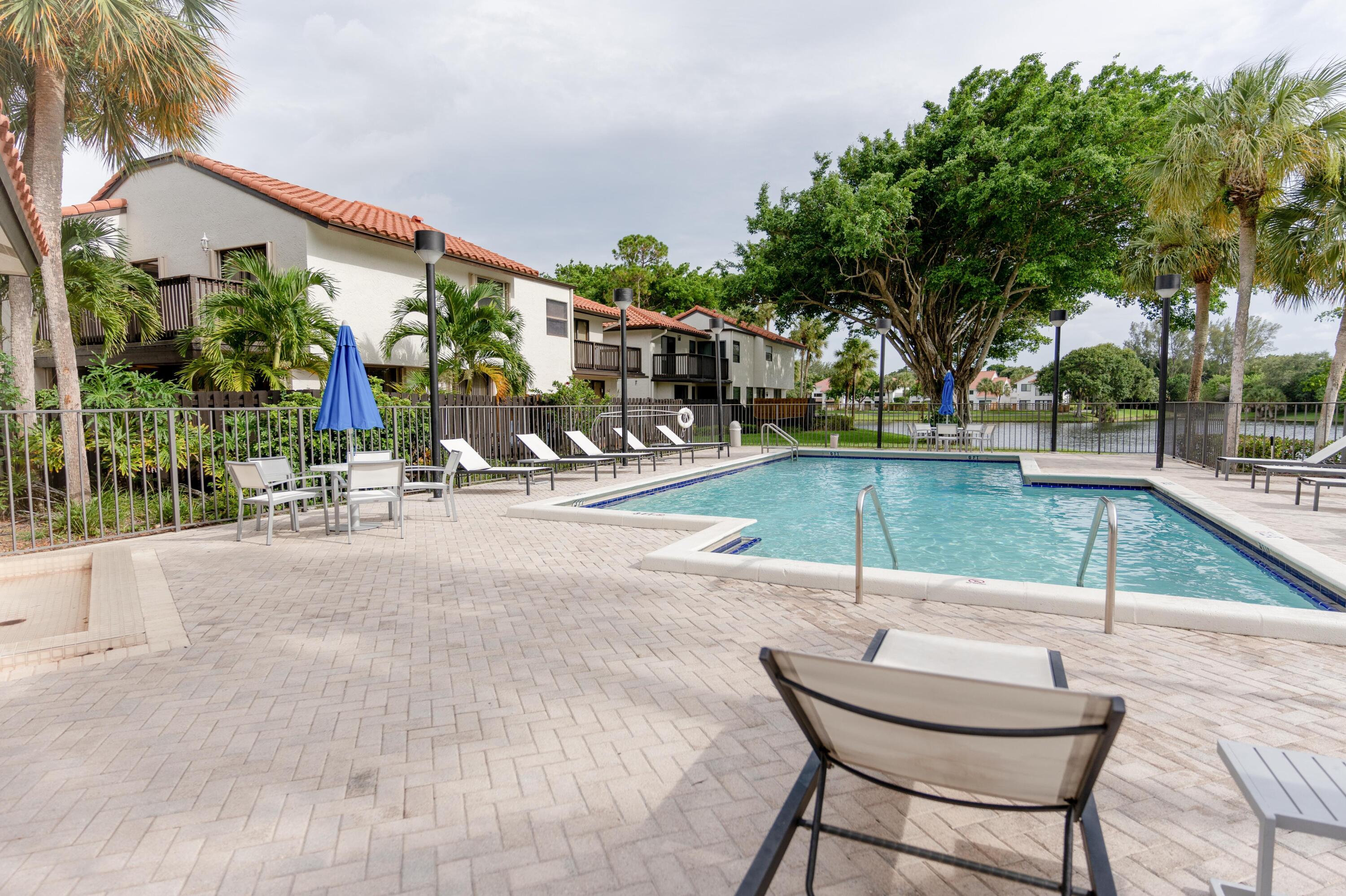 WIMBLEDON VILLAS OF VIA VERDE - Residential Lease