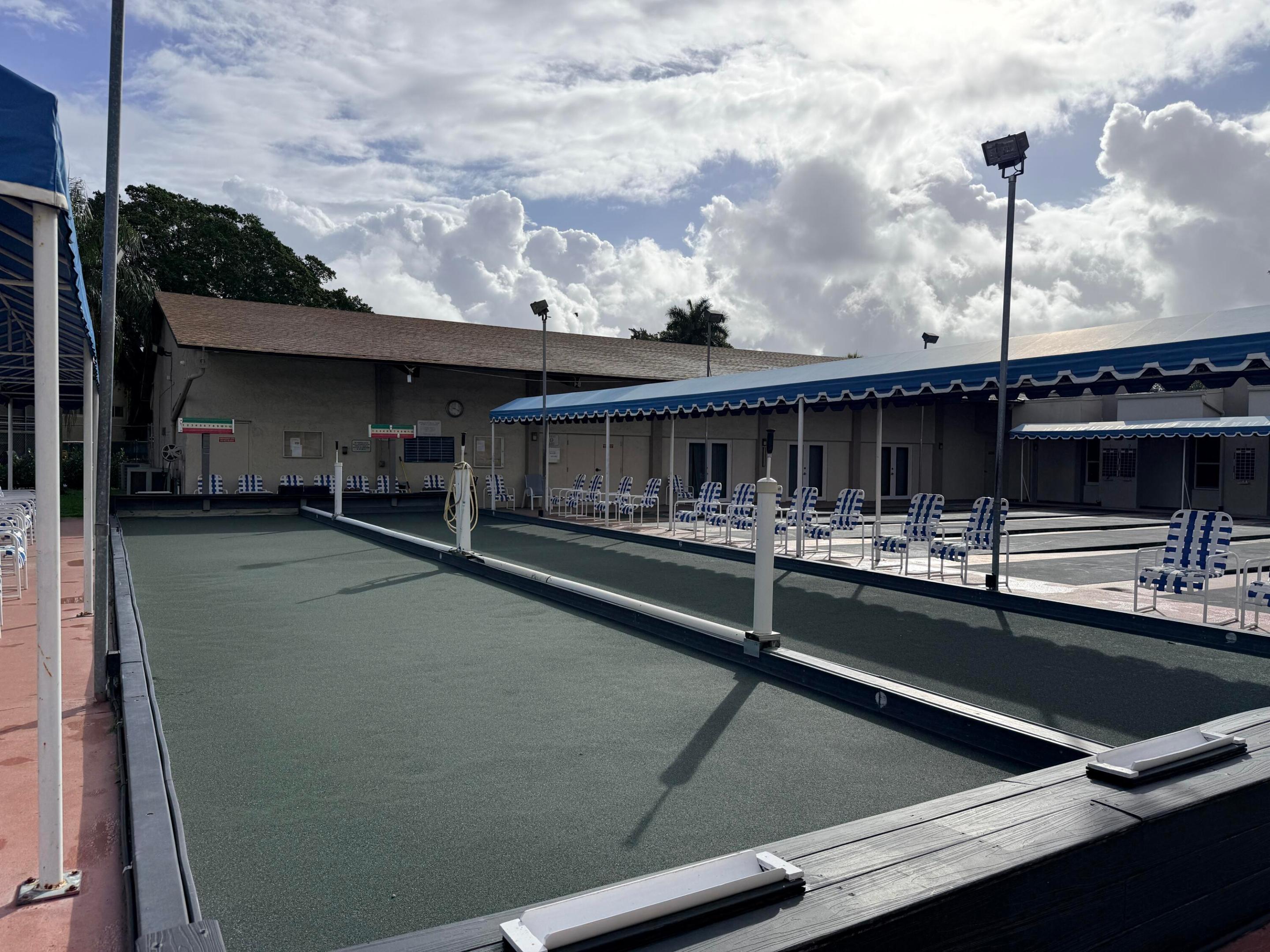 LAKESIDE VILLAGE CONDO 2 - Residential