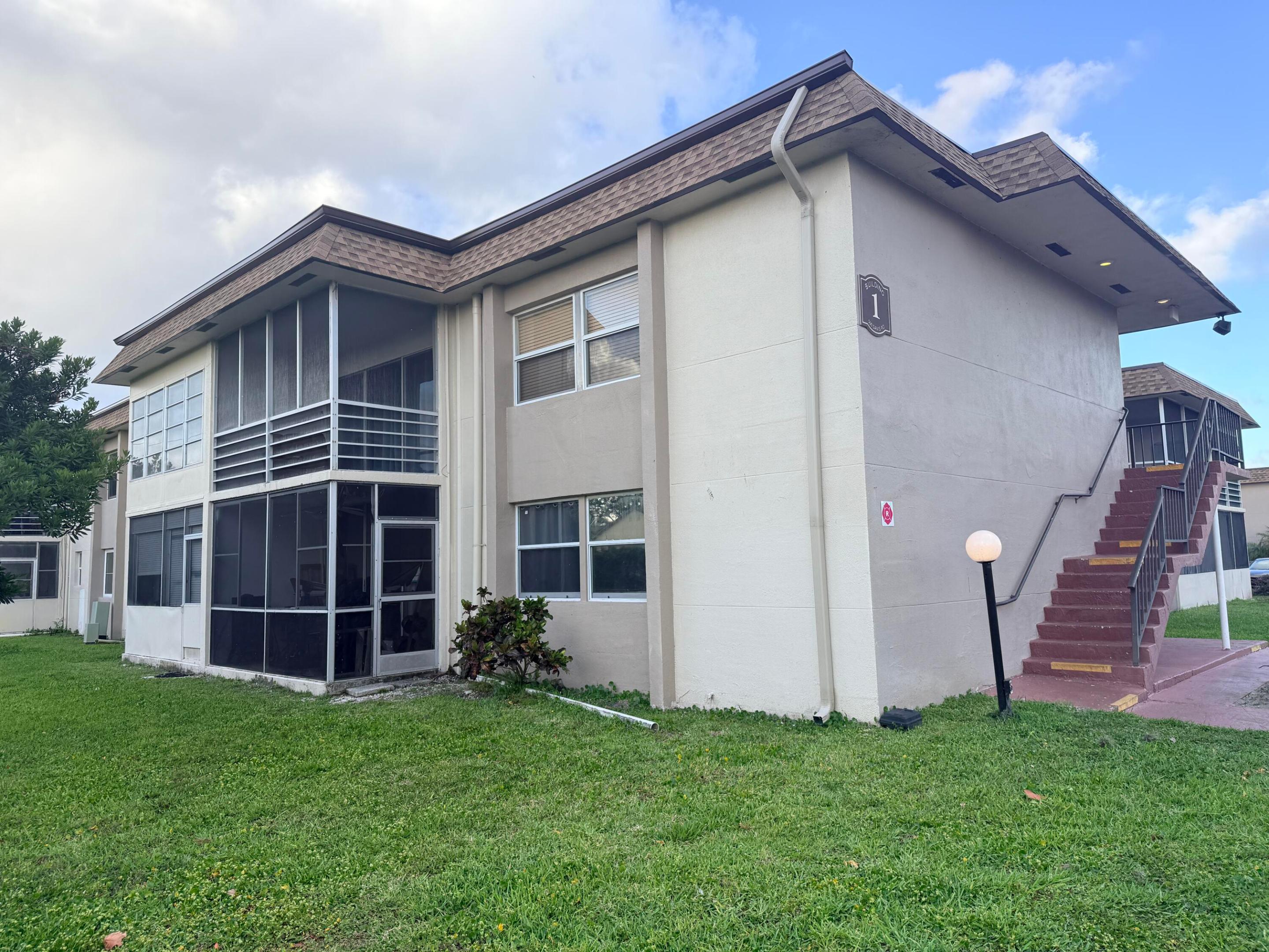 LAKESIDE VILLAGE CONDO 2 - Residential