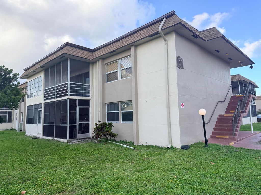 Photo of 500 Davis Road #26, Palm Springs, FL 33461 (MLS # B26013933)