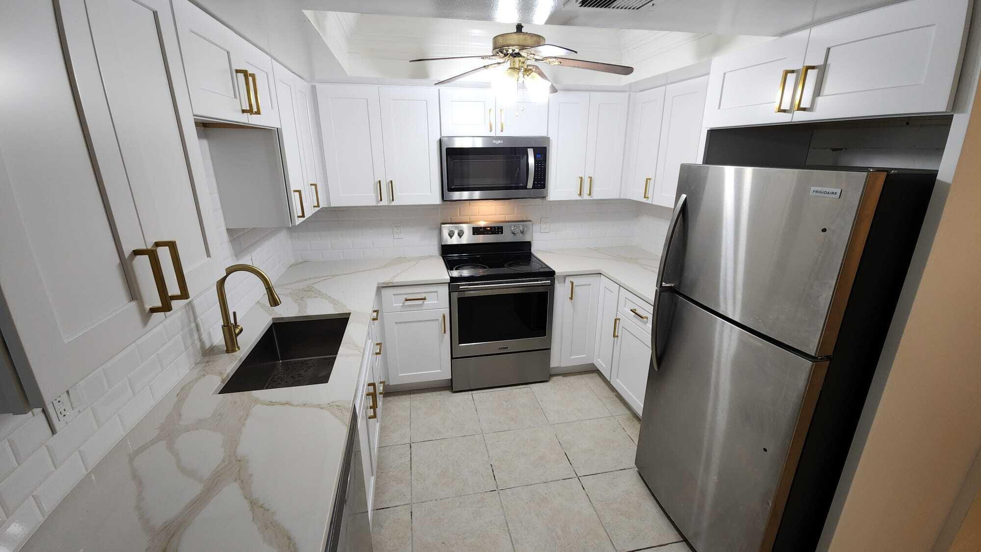 SEVEN SPRINGS 2 - Residential Lease