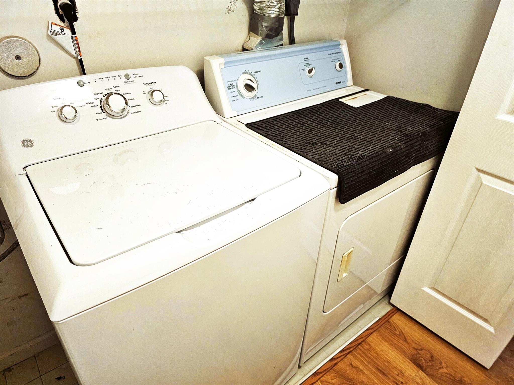 SEVEN SPRINGS 2 - Residential Lease