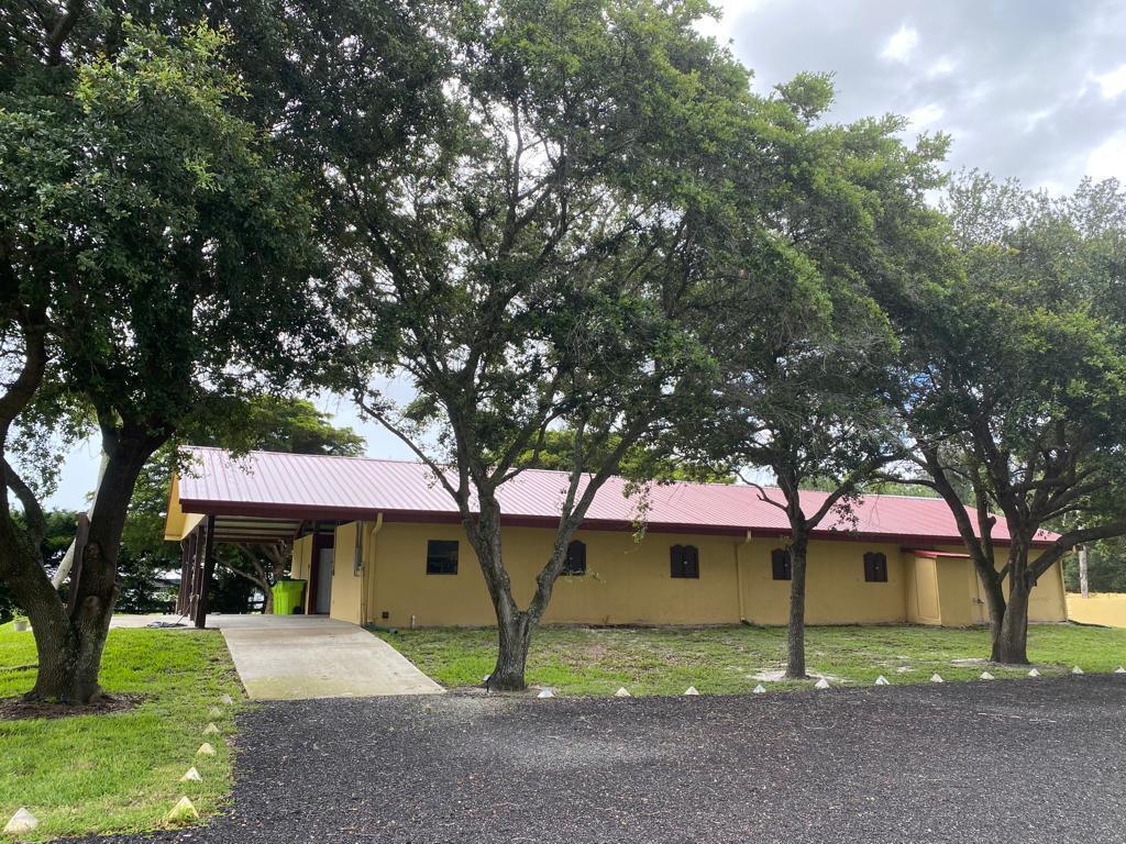 LOXAHATCHEE GROVES - Residential Lease