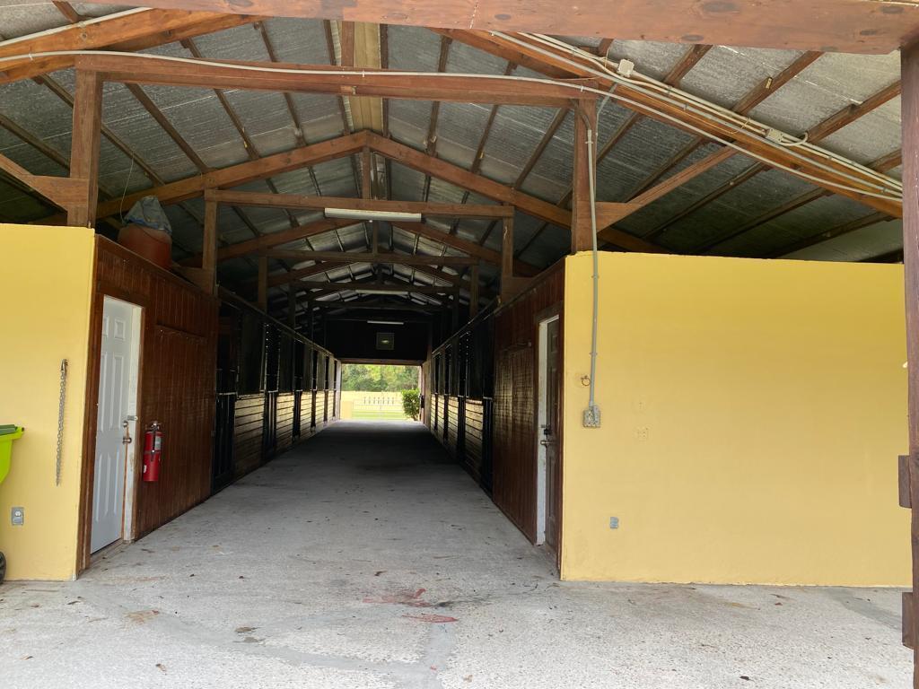 LOXAHATCHEE GROVES - Residential Lease