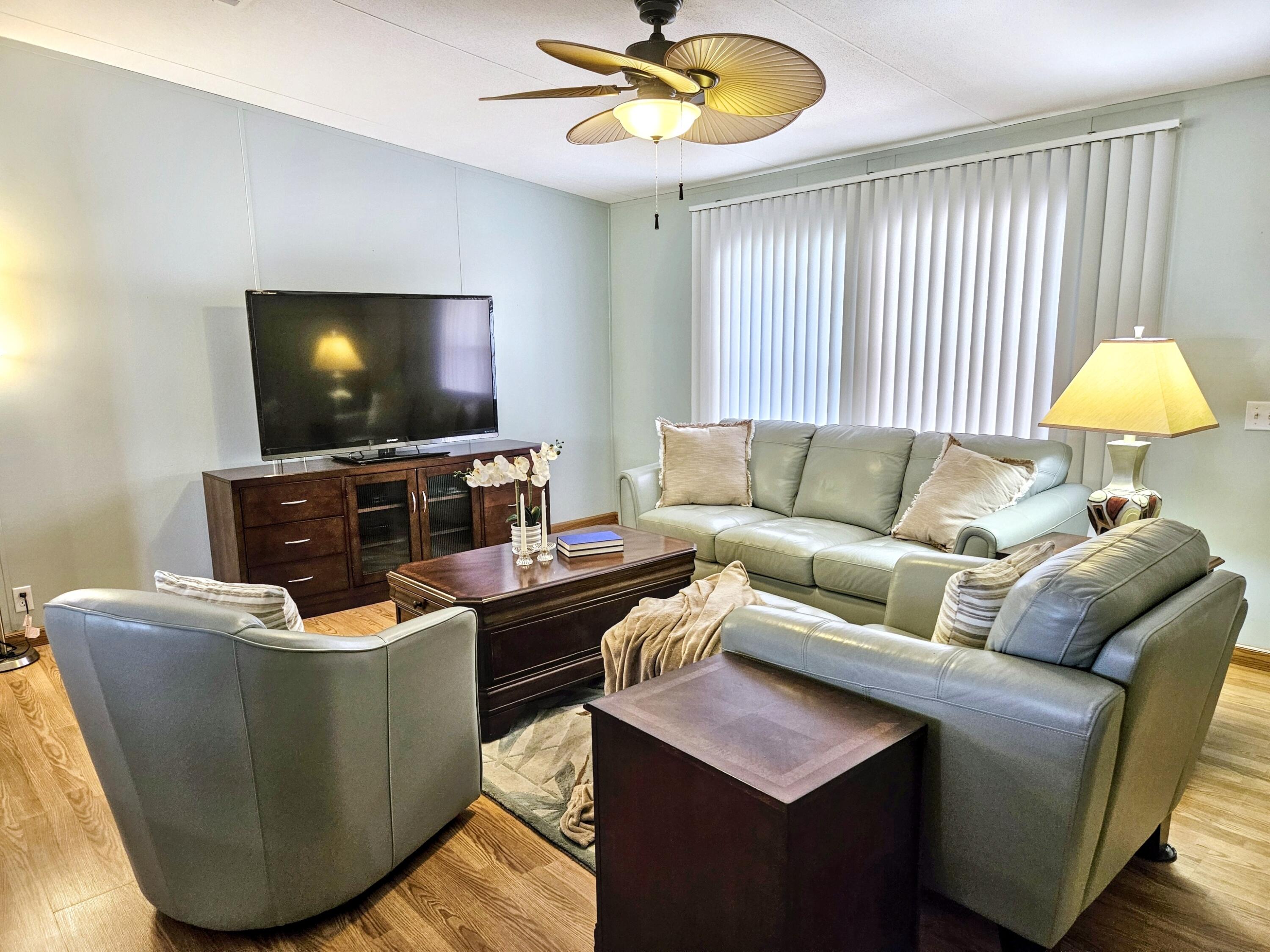 4311 Okeechobee Boulevard 20