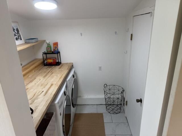 COLLEGE PARK - Residential Lease