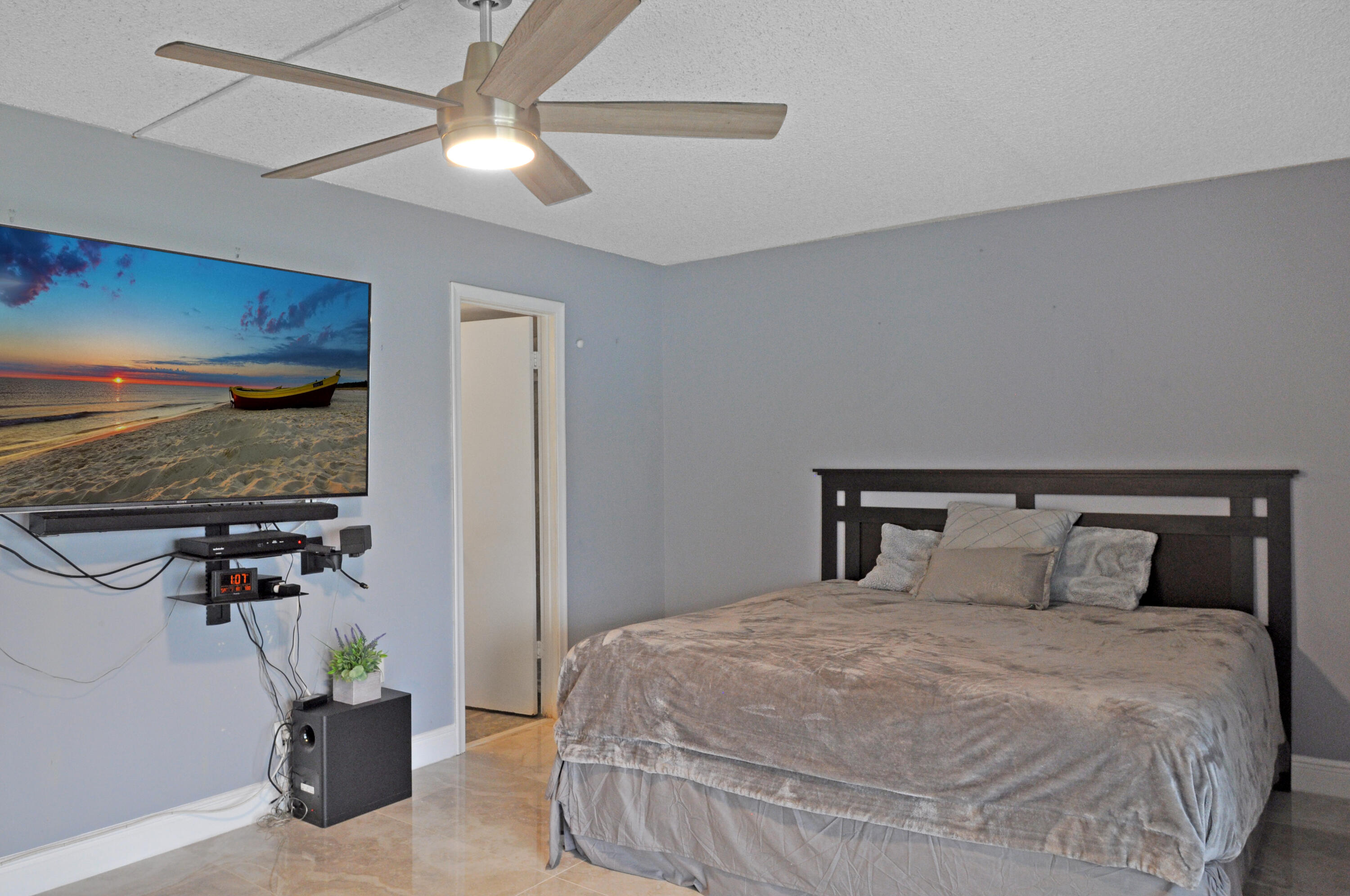 CHATHAM CONDOS - Residential