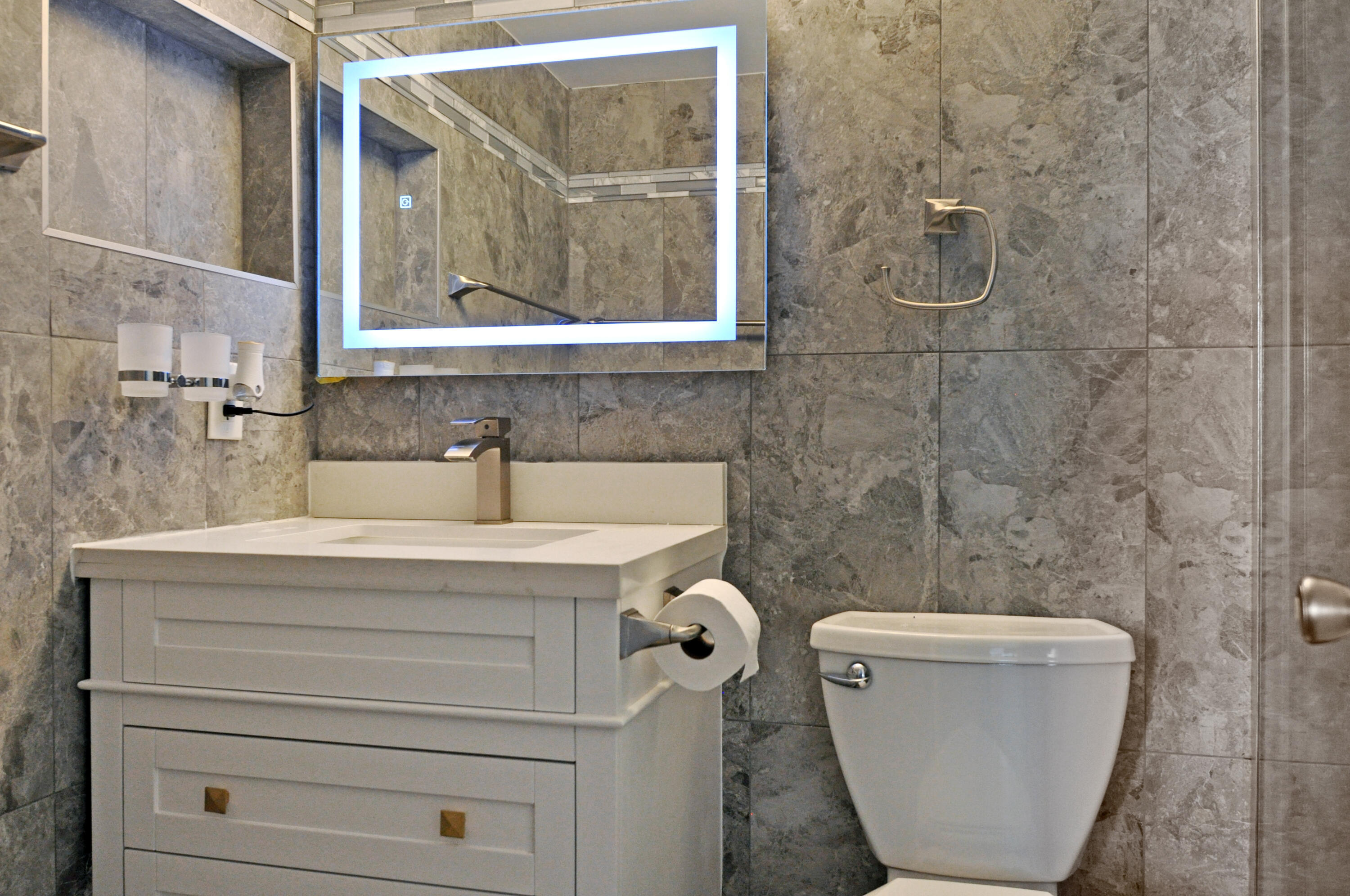 CHATHAM CONDOS - Residential