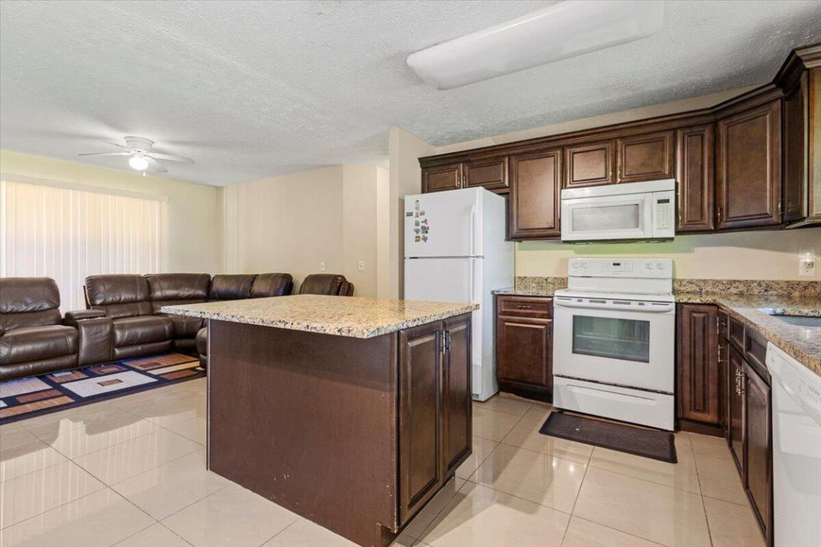 PORT ST LUCIE SECTION 18 - Residential