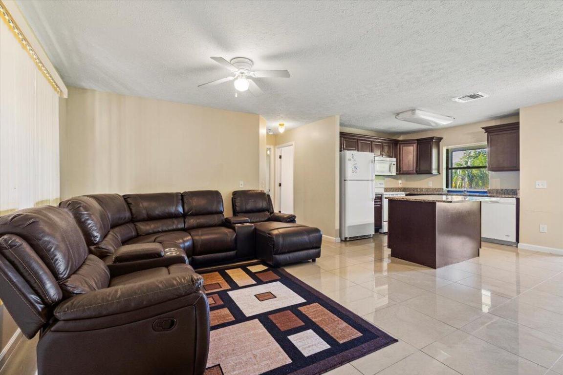 PORT ST LUCIE SECTION 18 - Residential