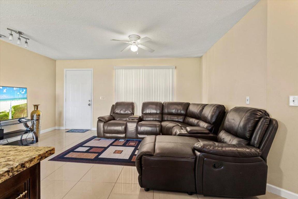 PORT ST LUCIE SECTION 18 - Residential