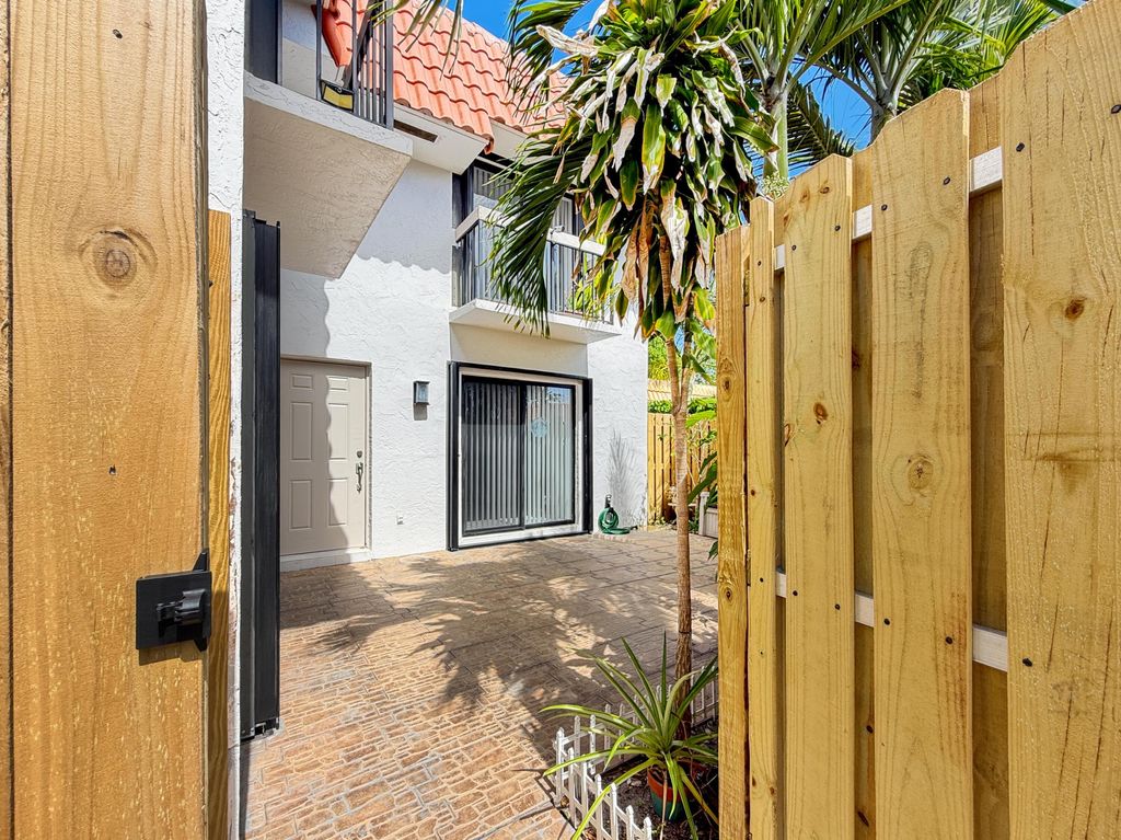 Photo of 1251 S Federal Highway #114, Boca Raton, FL 33432 (MLS # B26032879)