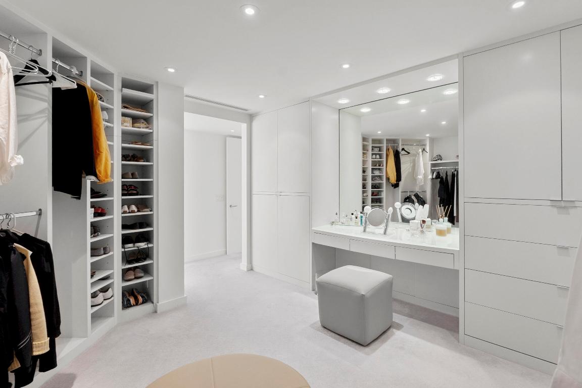 L'ERMITAGE PALM BEACH CONDO - Residential