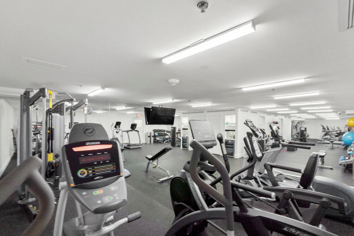 L'ERMITAGE PALM BEACH CONDO - Residential