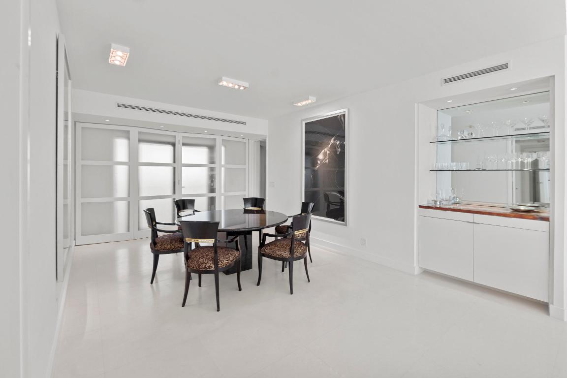 200 Bradley Place 302