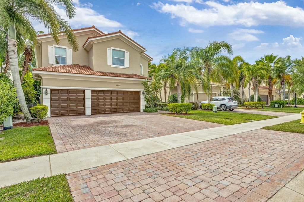 Photo of 12197 Aviles Circle, Palm Beach Gardens, FL 33418 (MLS # R11072384)